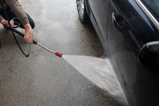 Why Choose Our Certified Pressure Washing Experts for Your Project Needs in Georgetown, IL?